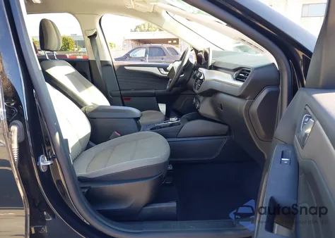 2021 Ford Escape Se from USA, damaged, VIN 1FMCU9G63MUA80842